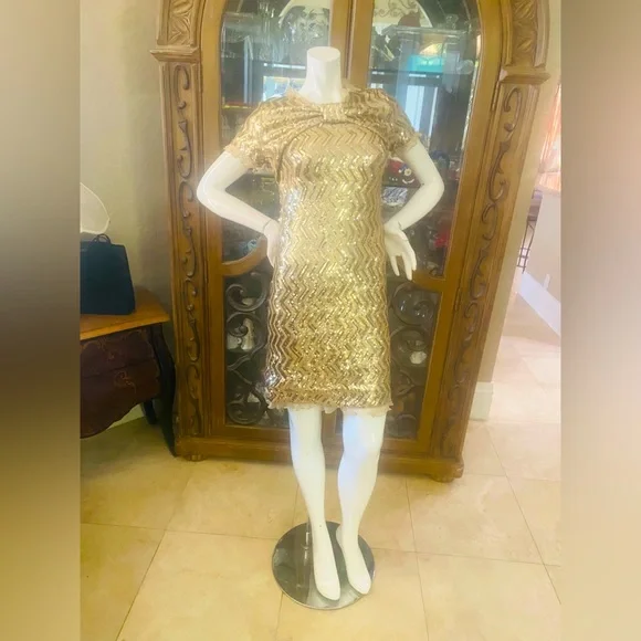 slim fit dress slacks Moschino // Chainlink Sleeveless Dress – VSP Consignment main image 1